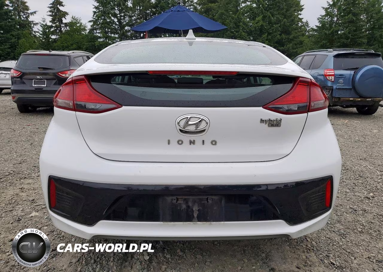 2017 Hyundai Ioniq Blue VIN:KMHC65LC2HU031295 - 6