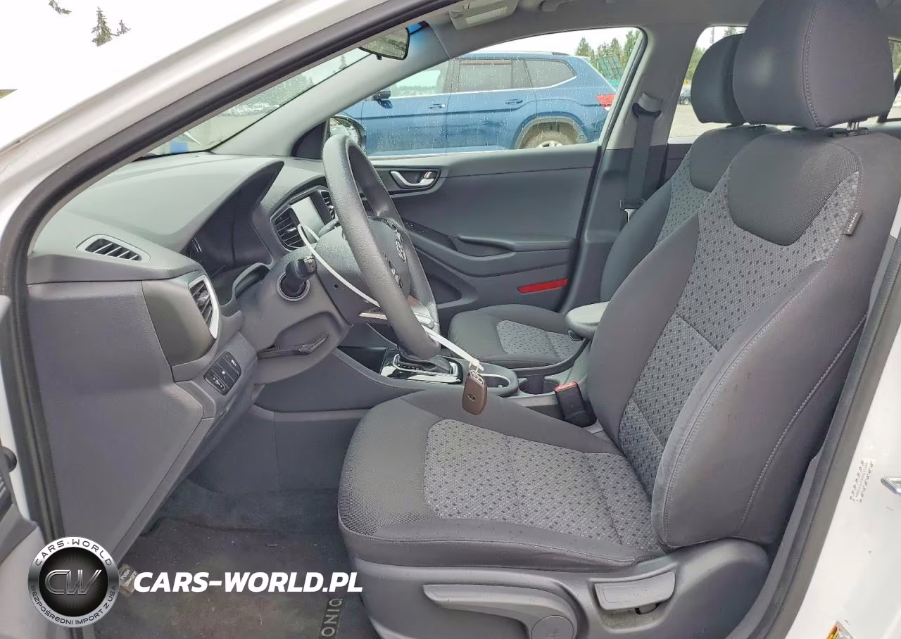 2017 Hyundai Ioniq Blue VIN:KMHC65LC2HU031295 - 7