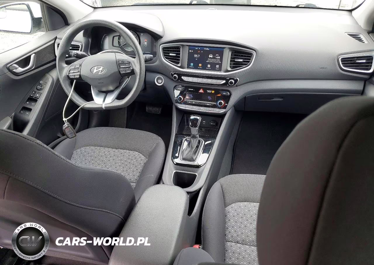 2017 Hyundai Ioniq Blue VIN:KMHC65LC2HU031295 - 8