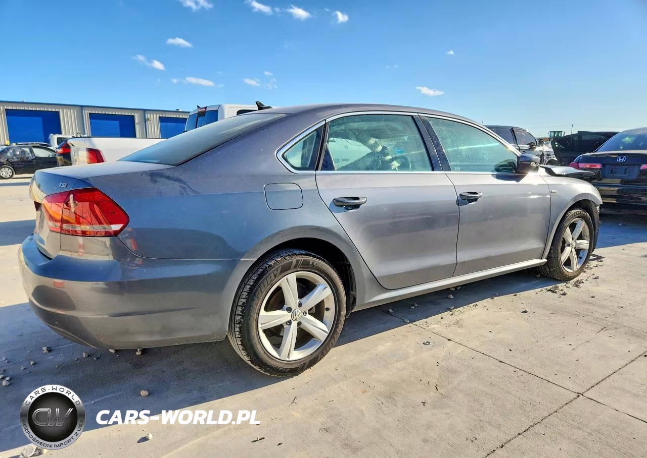 2015 Volkswagen Passat S VIN:1VWAS7A36FC120387 - 3