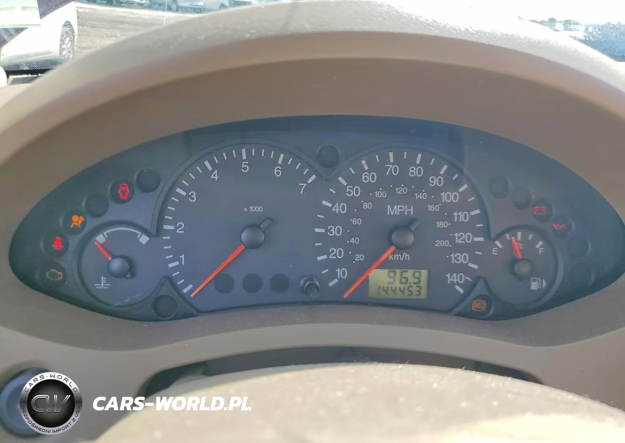 2007 Ford Focus VIN:1FAHP34N37W352315 - 9