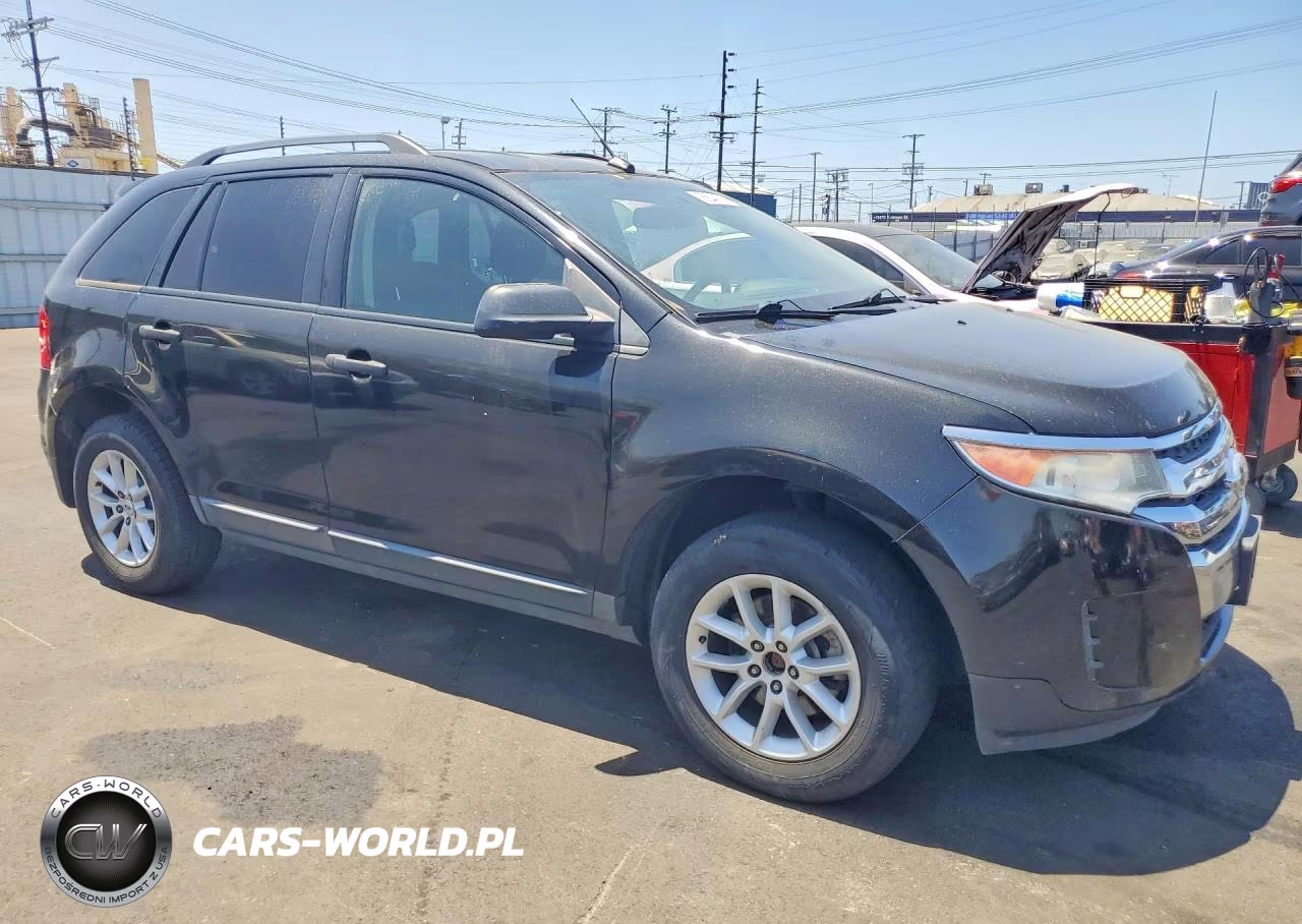 2013 Ford Edge Se VIN:2FMDK3GC7DBC93117 - 4