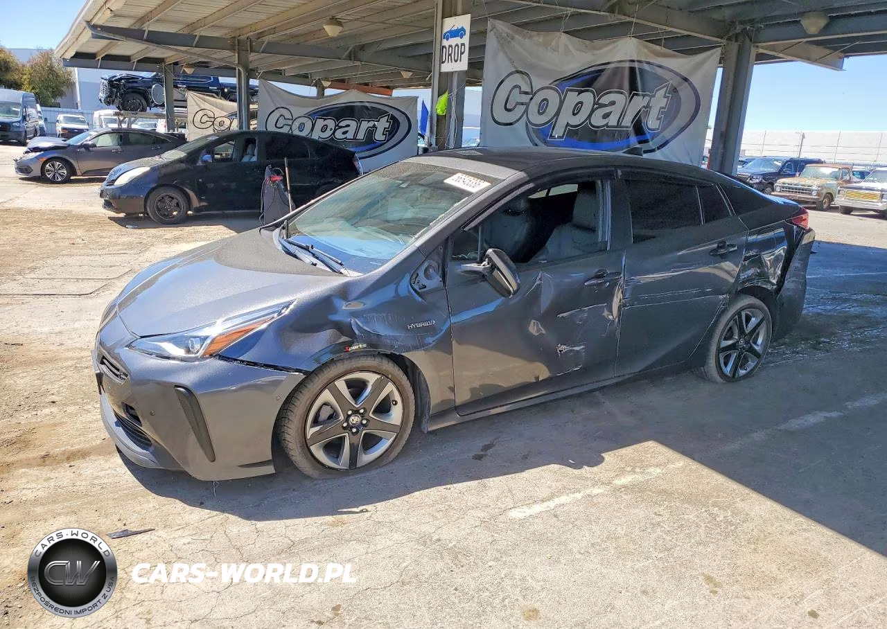 2021 Toyota Prius L Eco