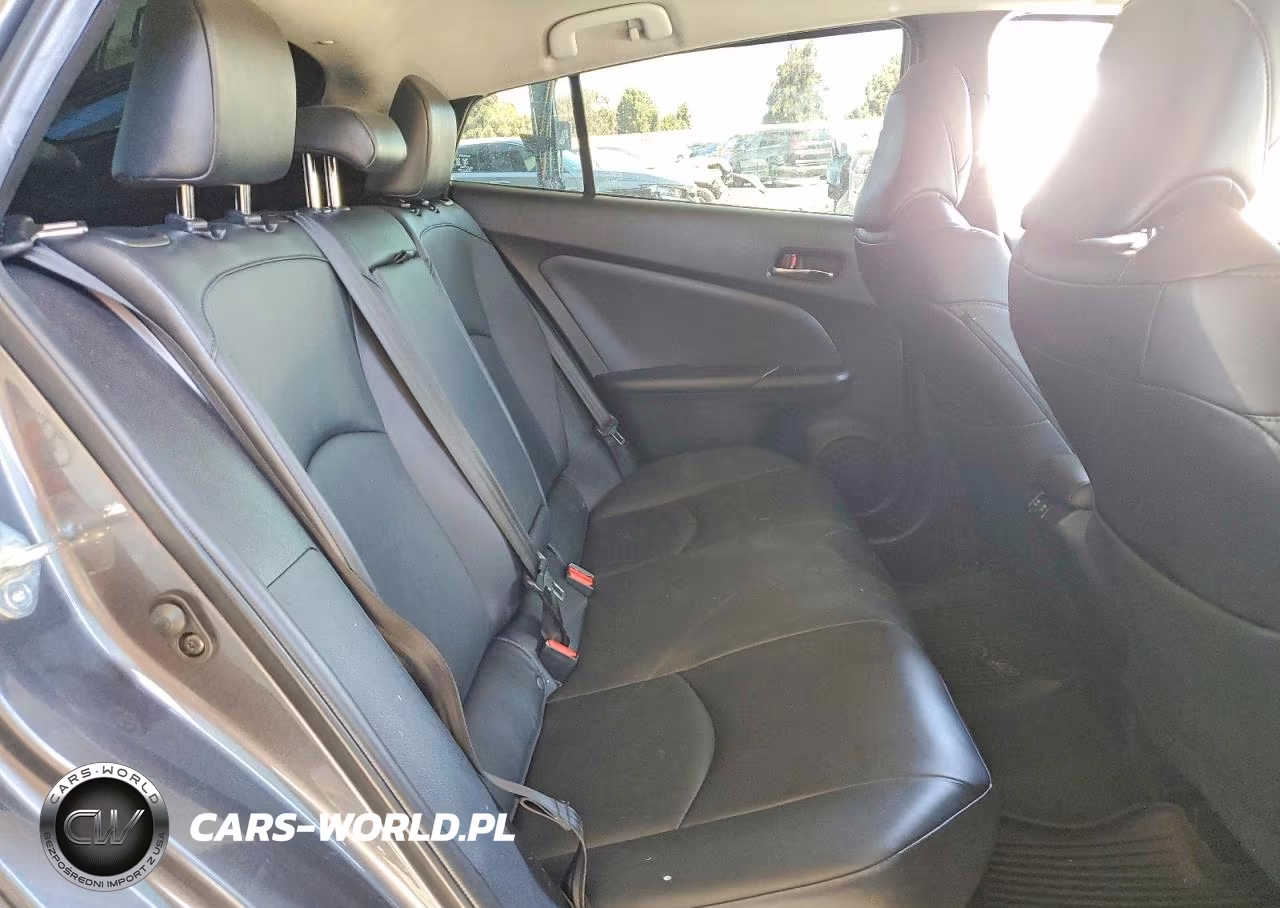 2021 Toyota Prius L Eco VIN:JTDKAMFU7M3144074 - 10
