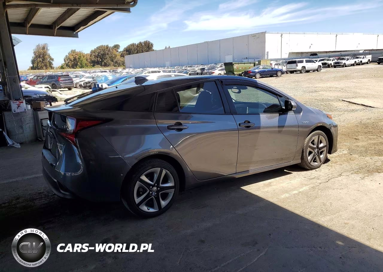 2021 Toyota Prius L Eco VIN:JTDKAMFU7M3144074 - 3