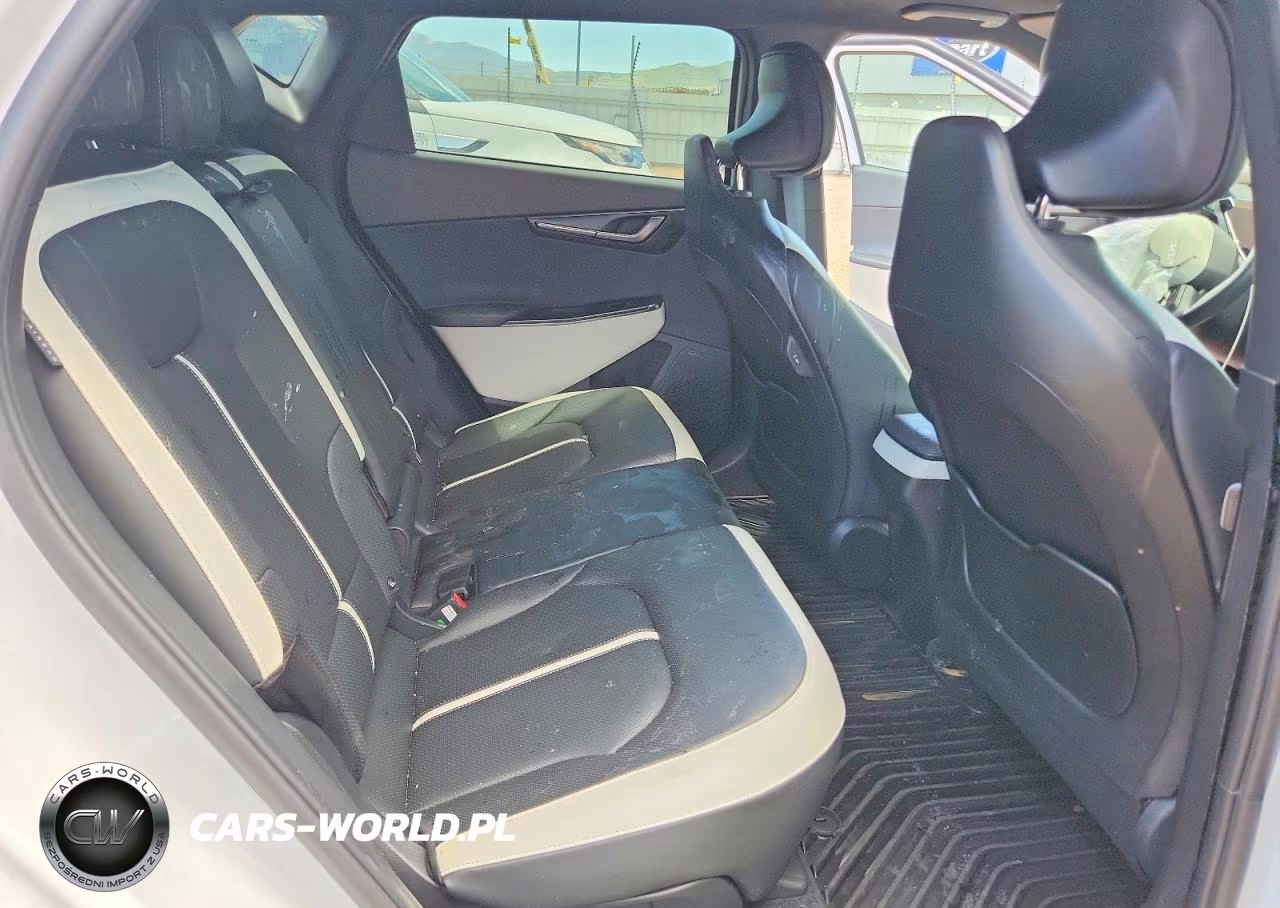 2025 Kia Ev6 Gt Line VIN:5XYC4DJC1SG004458 - 10