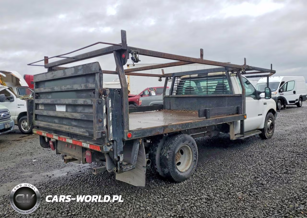 2003 Ford F350 Super Duty Flatbed Truck VIN:1FDWF36F43EA94229 - 3