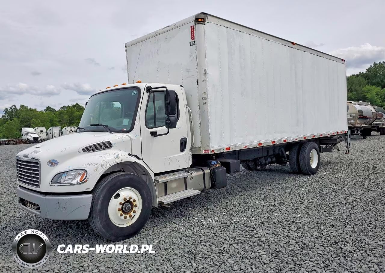 2022 Freightliner Business Class M2 Box Truck