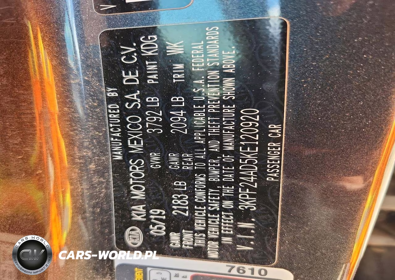 2019 Kia Forte Lxs VIN:3KPF24AD5KE120920 - 12