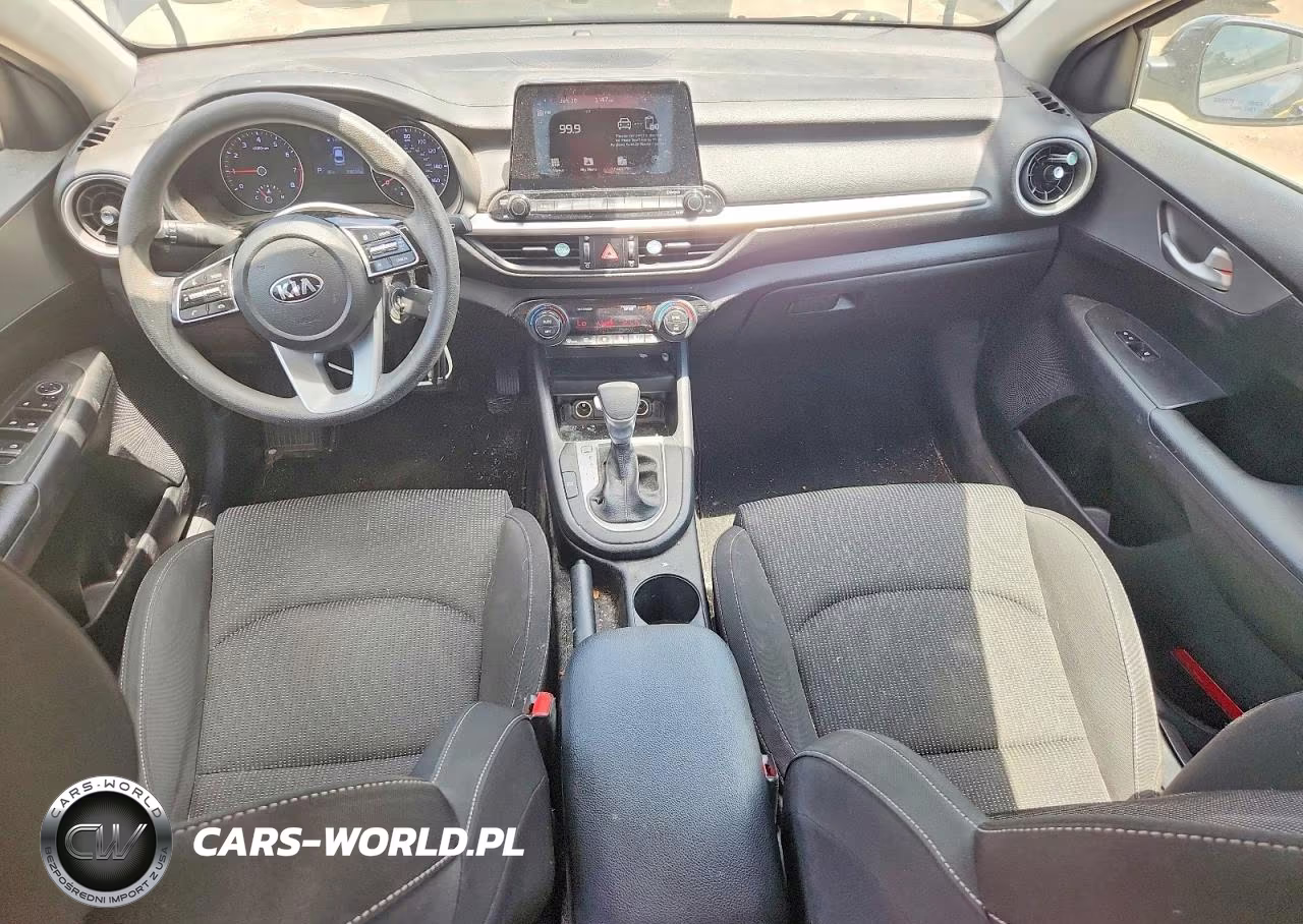 2019 Kia Forte Lxs VIN:3KPF24AD5KE120920 - 8