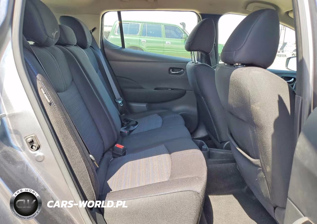 2022 Nissan Leaf Sv Plus VIN:1N4BZ1CV4NC560322 - 10