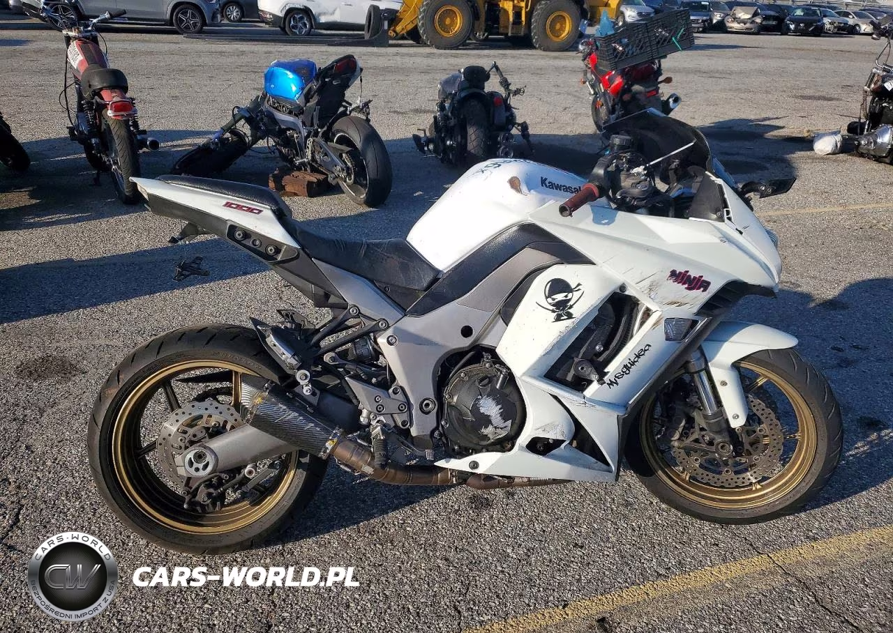 2011 Kawasaki Z1000