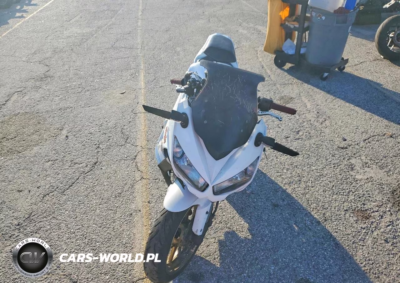 2011 Kawasaki Z1000 VIN:JKAZXCG13BA003159 - 5