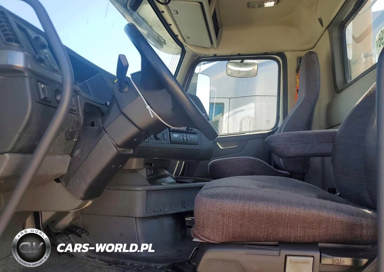 2020 Volvo Vnr Semi Truck VIN:4V4WC9EH8LN243197 - 6