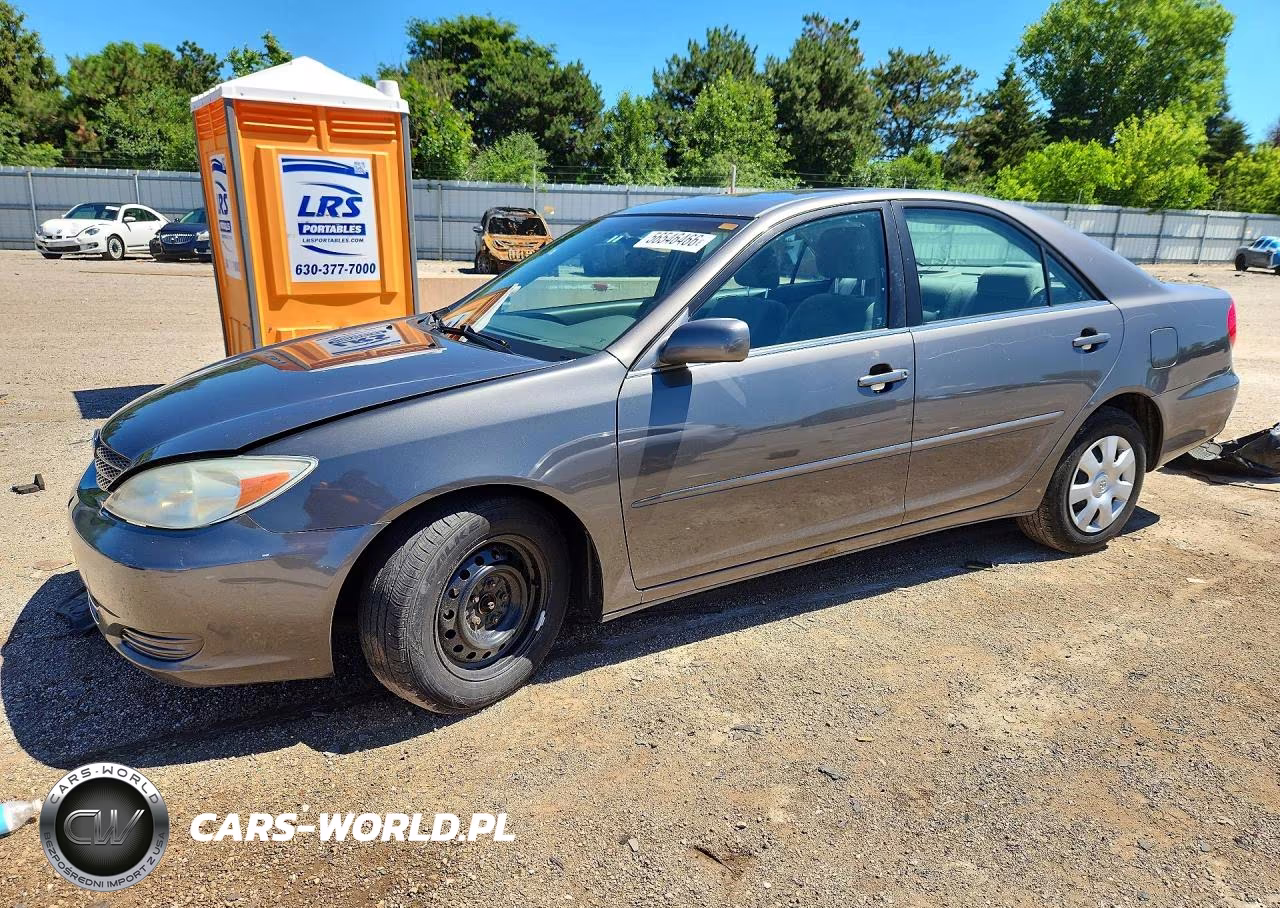 2004 Toyota Camry Le