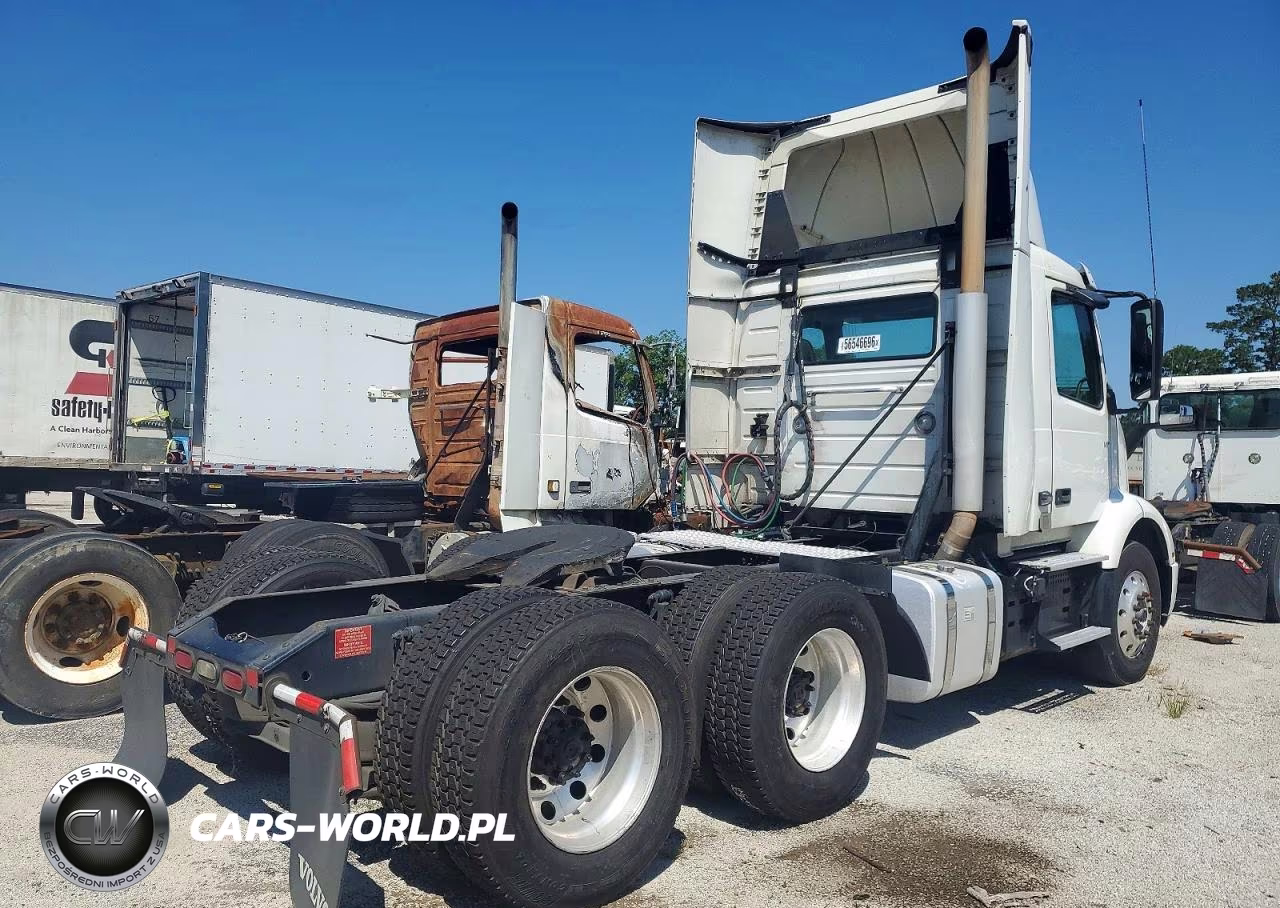 2020 Volvo Vnr Semi Truck VIN:4V4WC9EHXLN243198 - 4