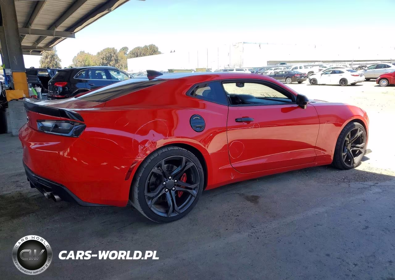 2018 Chevrolet Camaro Ss VIN:1G1FE1R79J0161765 - 3