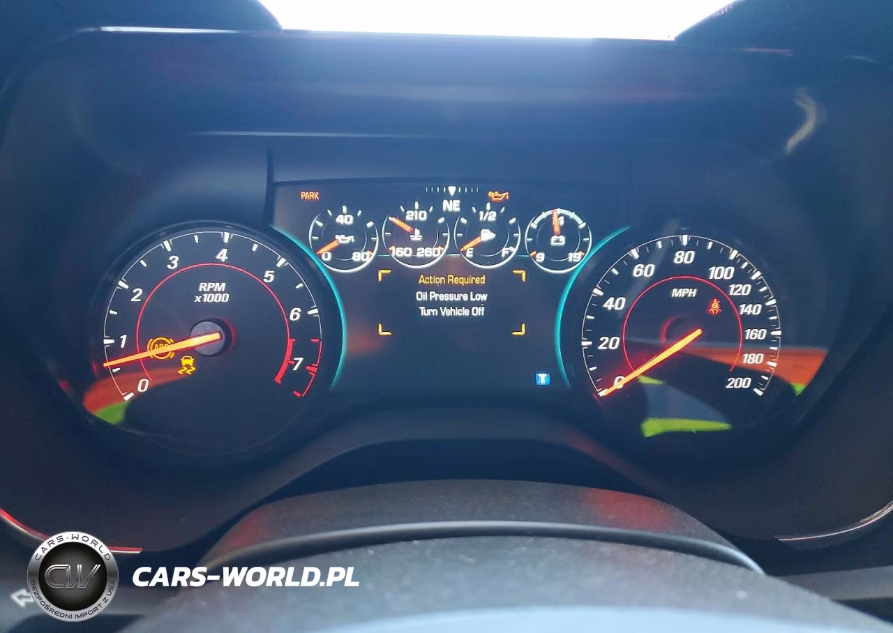 2018 Chevrolet Camaro Ss VIN:1G1FE1R79J0161765 - 9