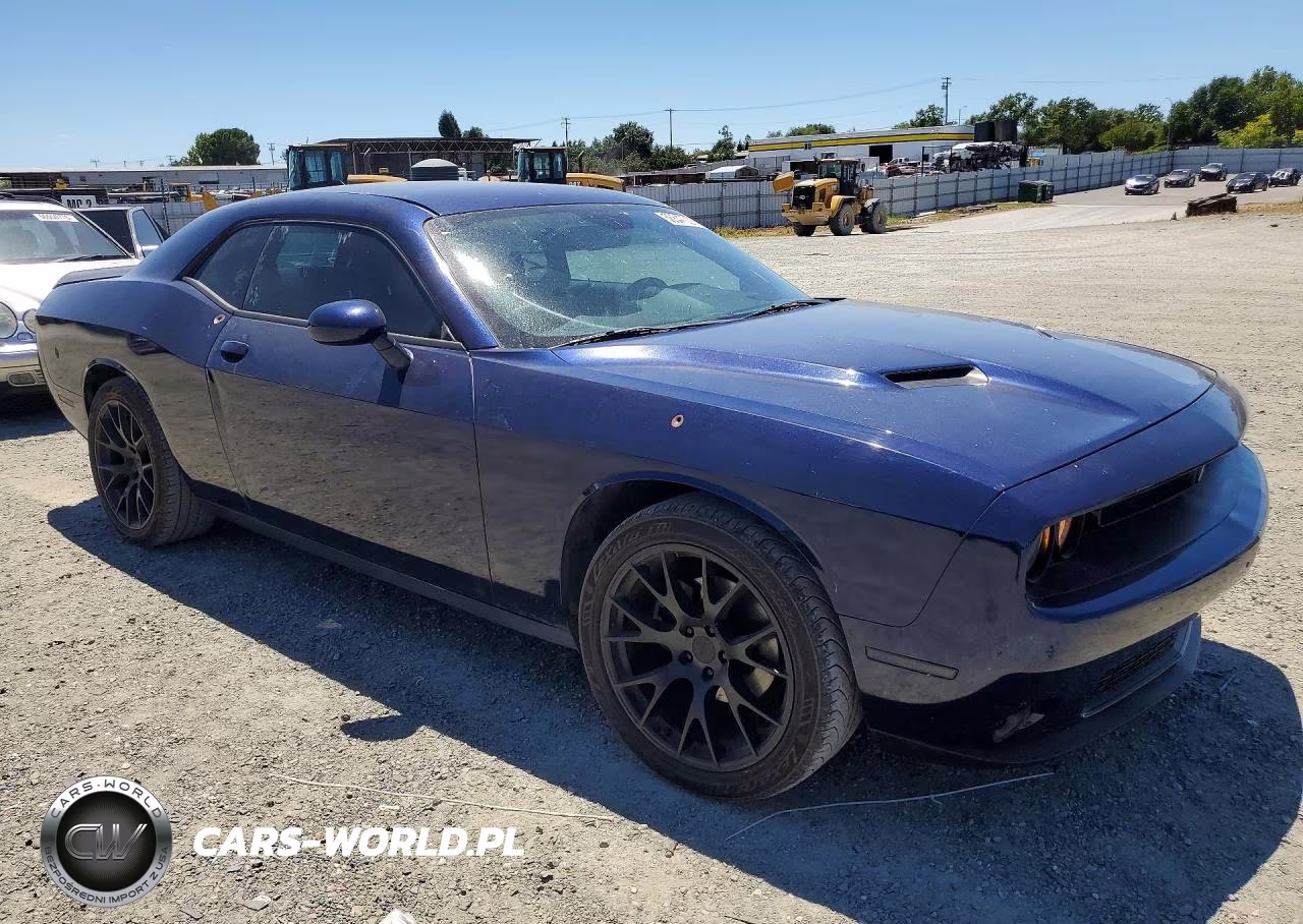 2017 Dodge Challenger Sxt VIN:2C3CDZAG2HH573852 - 4