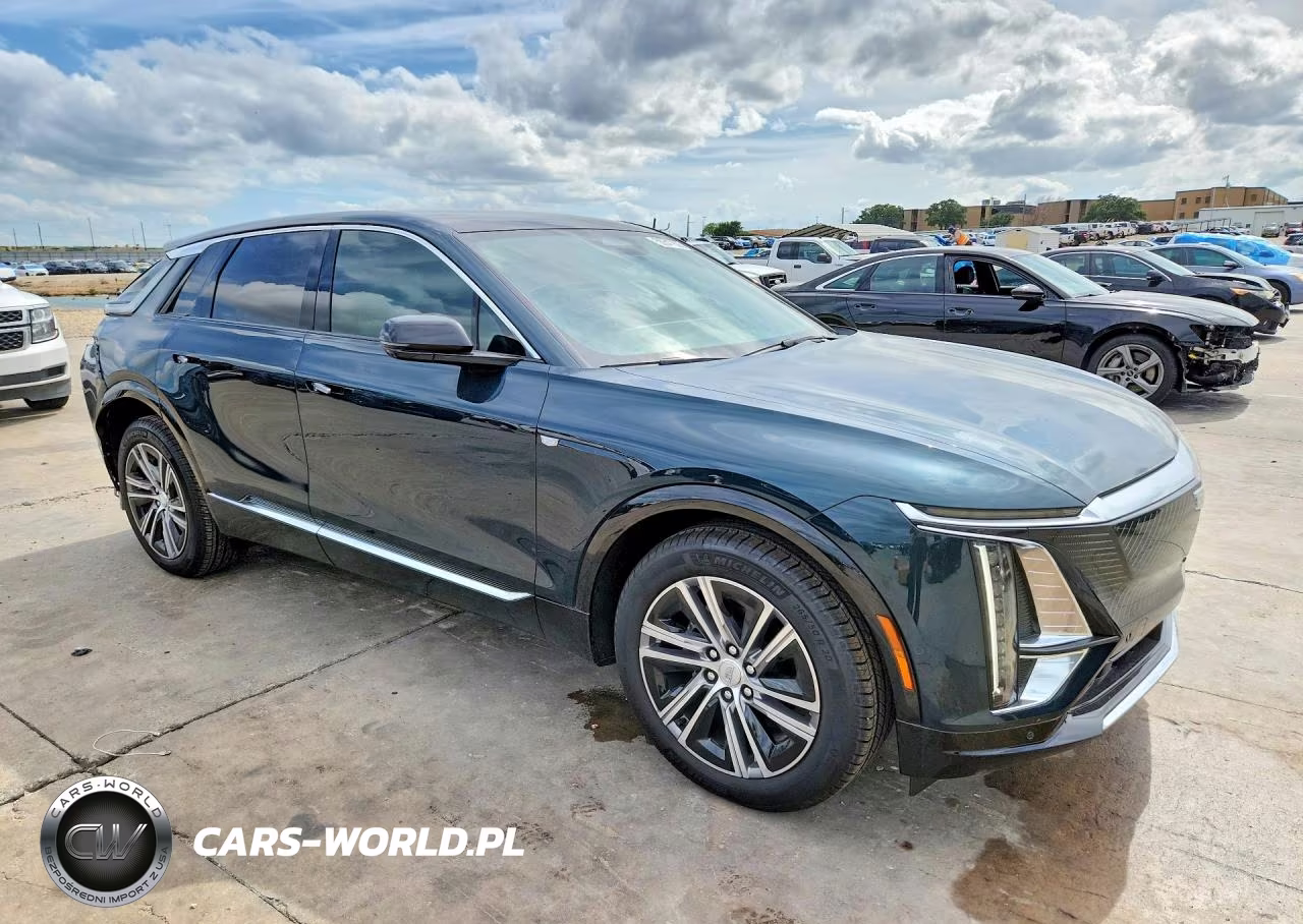 2026 Cadillac Lyriq Luxury VIN:1GYKPNRKXTZ306154 - 4