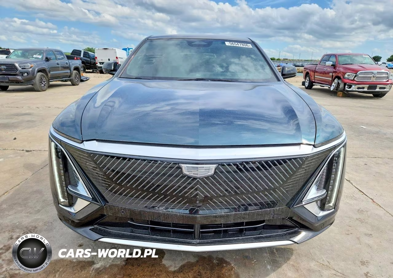 2026 Cadillac Lyriq Luxury VIN:1GYKPNRKXTZ306154 - 5