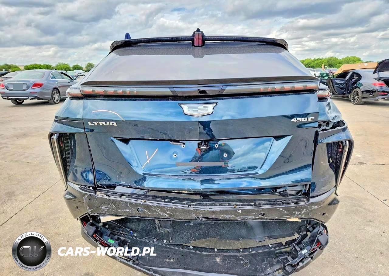2026 Cadillac Lyriq Luxury VIN:1GYKPNRKXTZ306154 - 6