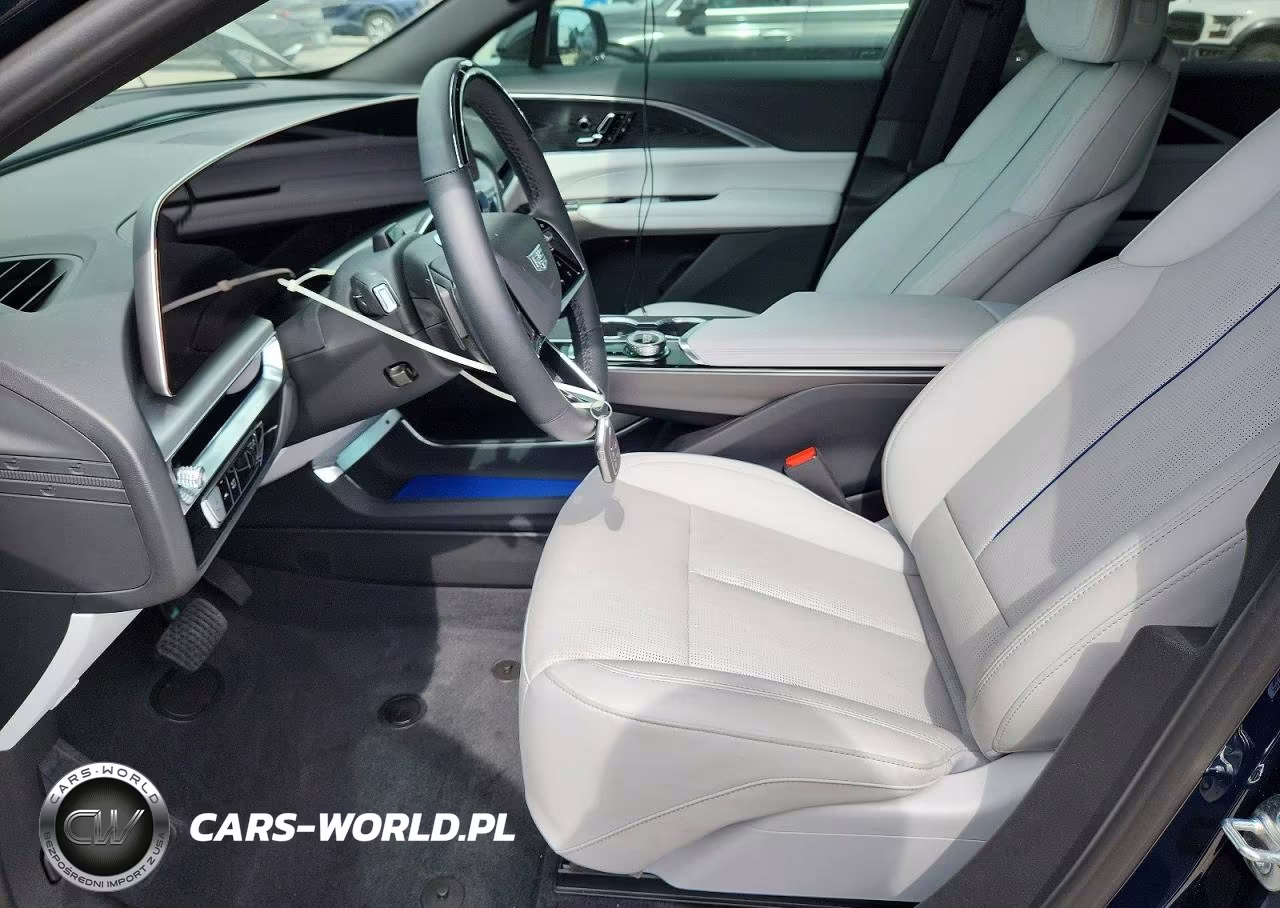 2026 Cadillac Lyriq Luxury VIN:1GYKPNRKXTZ306154 - 7