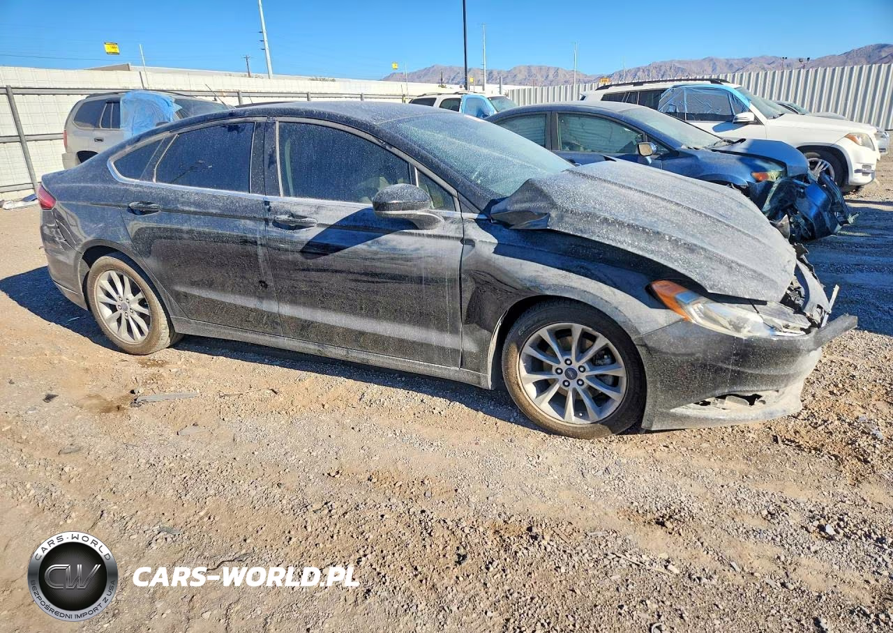2017 Ford Fusion Se VIN:3FA6P0H79HR348193 - 4