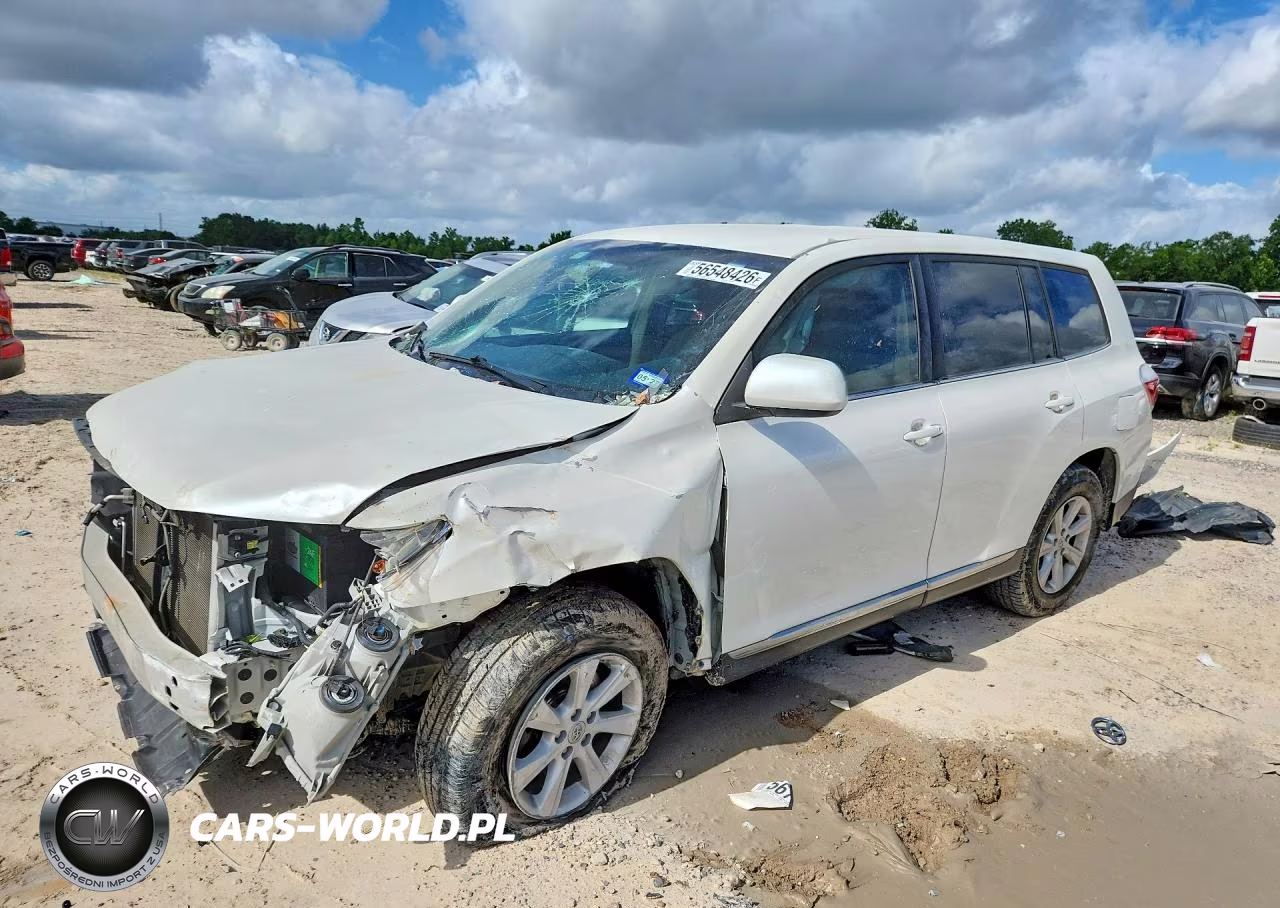 2013 Toyota Highlander Base