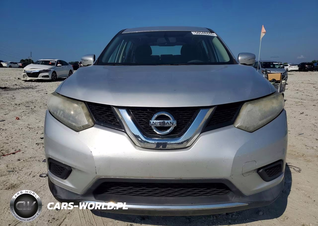 2015 Nissan Rogue S VIN:KNMAT2MV1FP561031 - 5