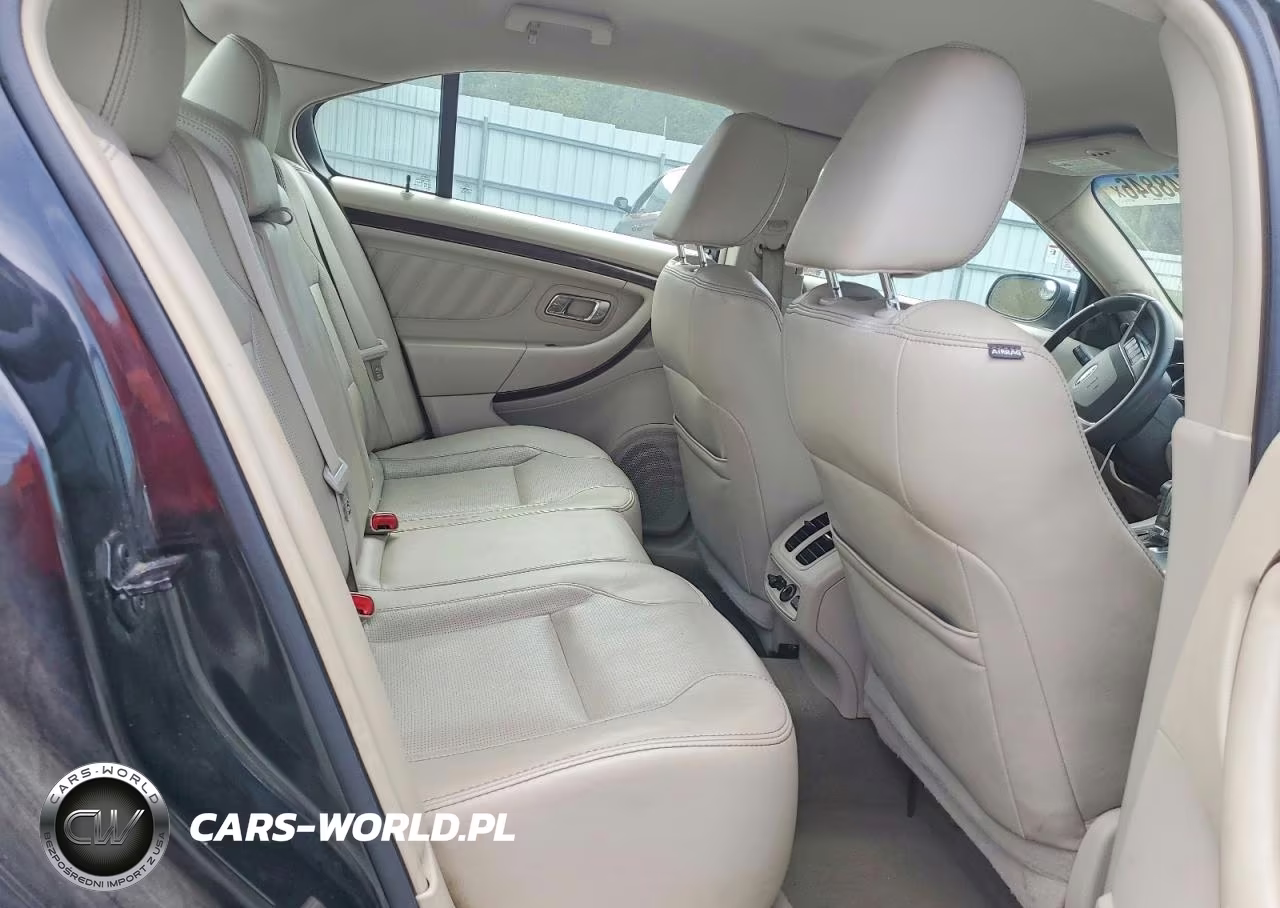2011 Ford Taurus Limited VIN:1FAHP2FW1BG137115 - 10
