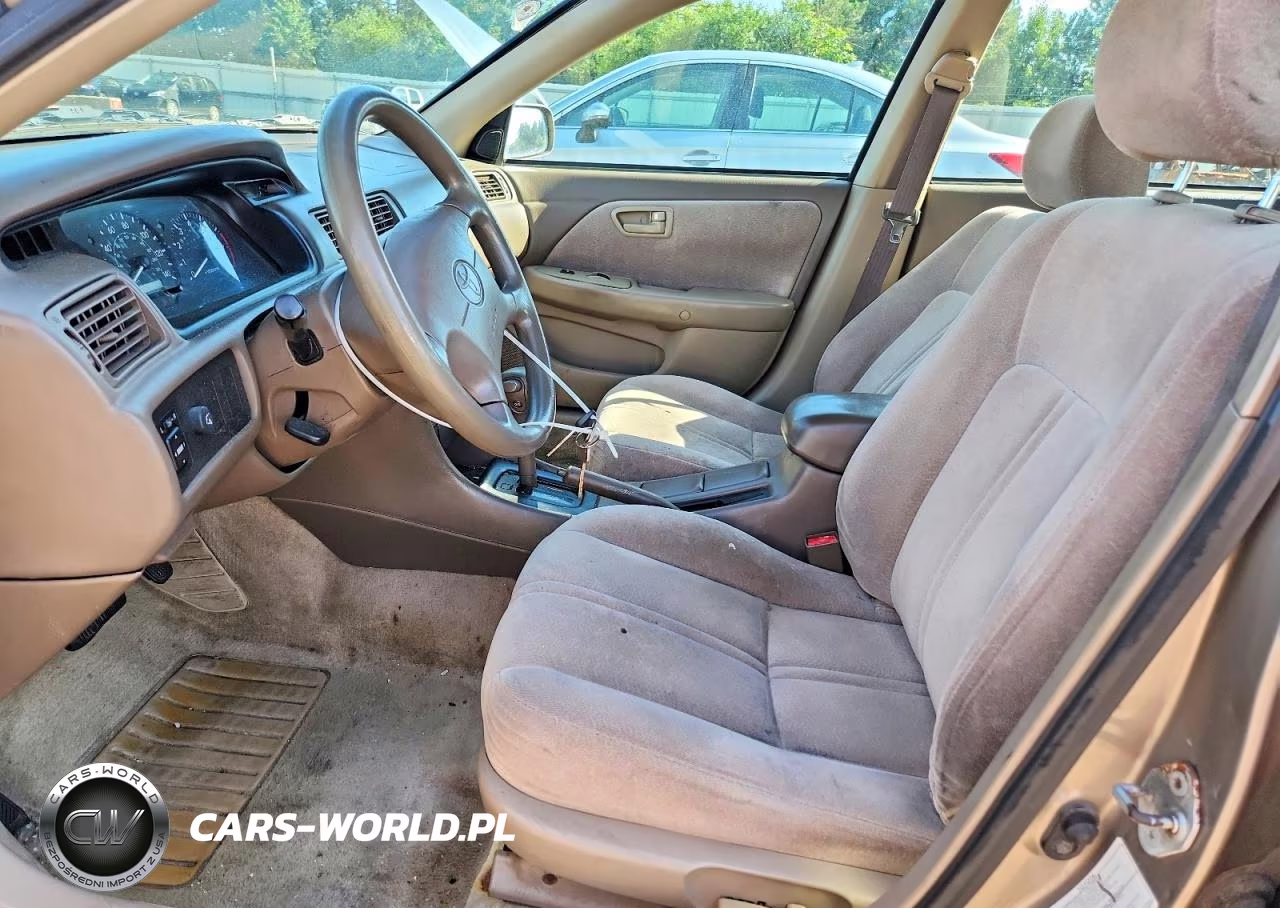 1999 Toyota Camry Le VIN:4T1BG22K3XU536163 - 7
