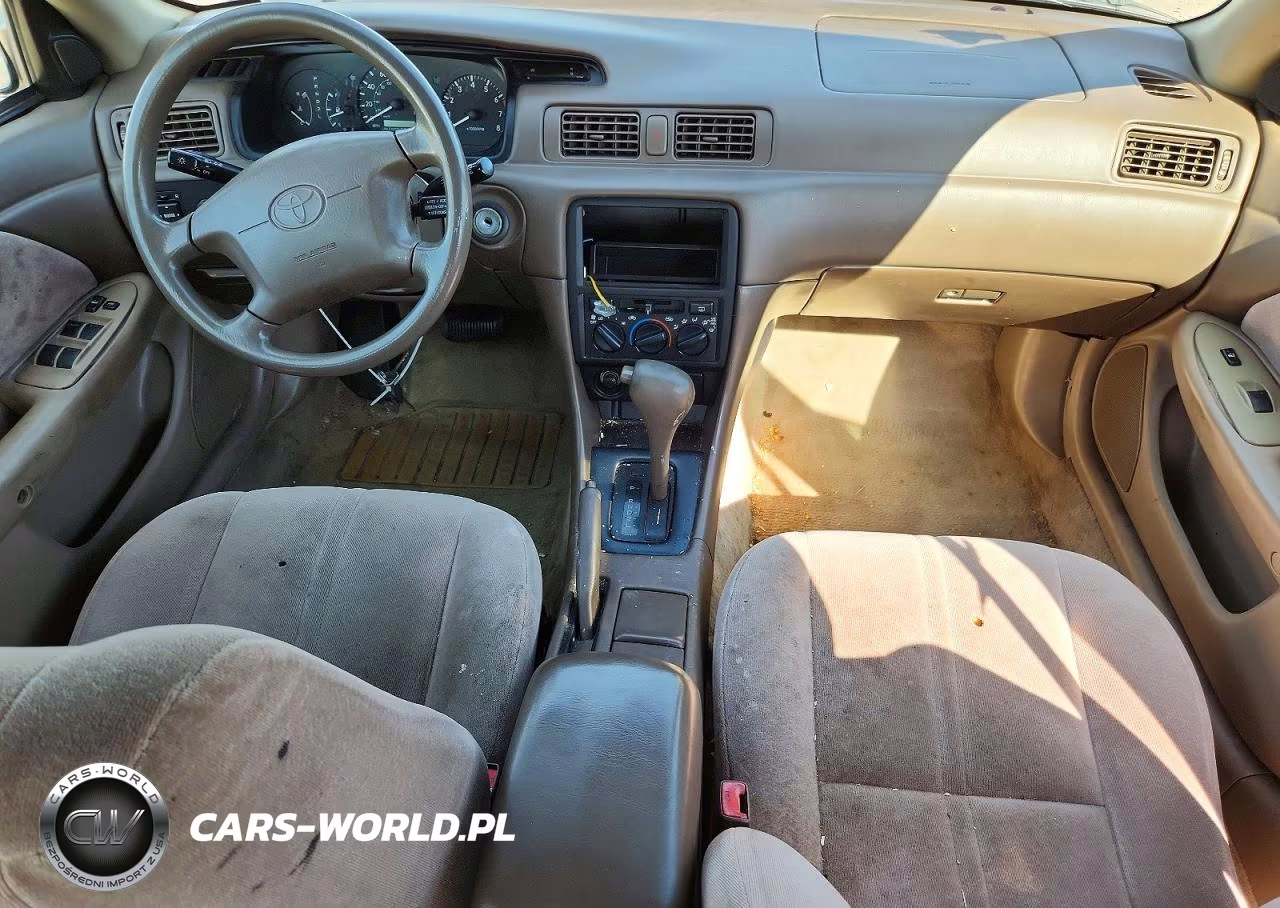 1999 Toyota Camry Le VIN:4T1BG22K3XU536163 - 8
