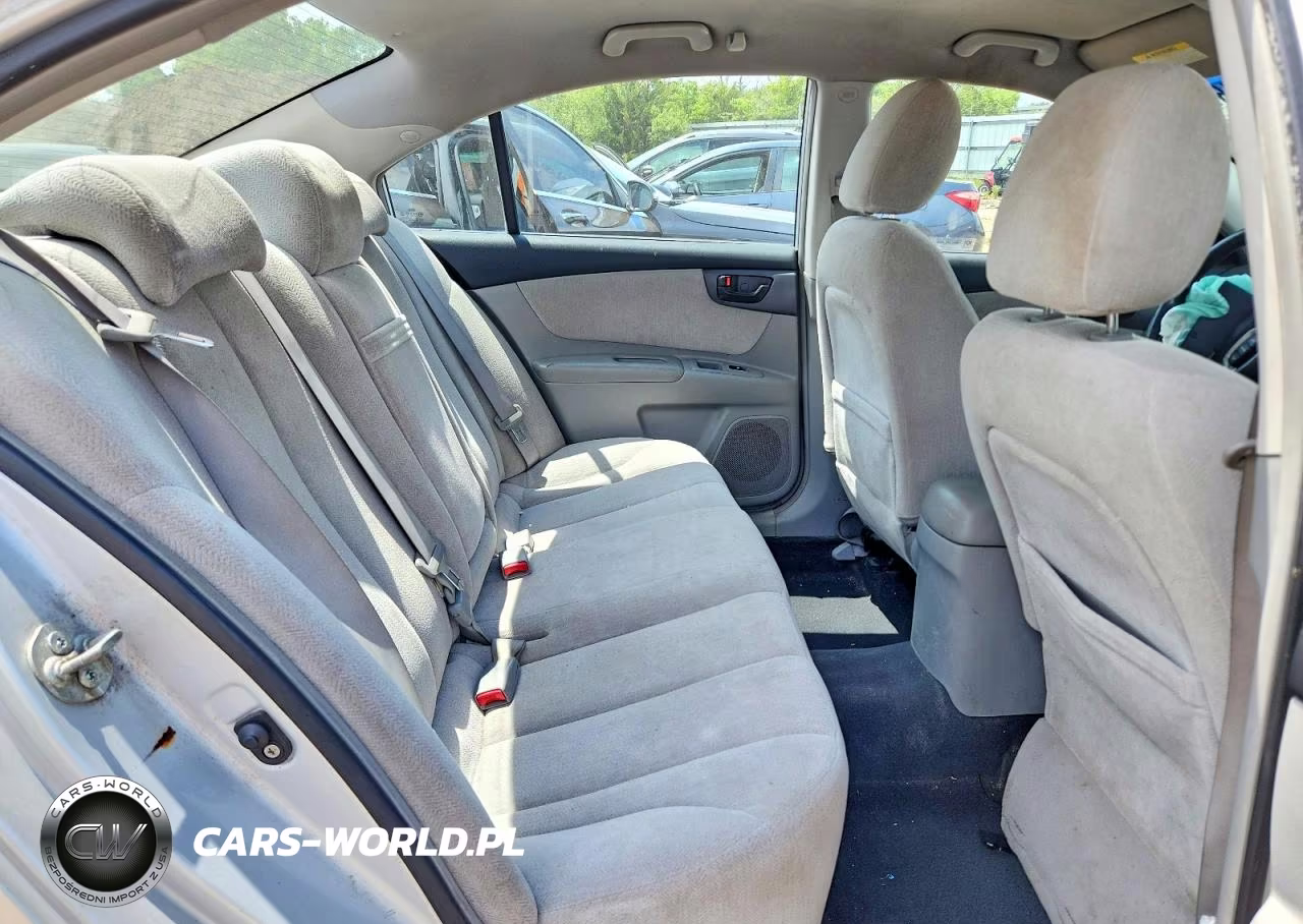 2007 Kia Optima Lx VIN:KNAGE123775158181 - 10