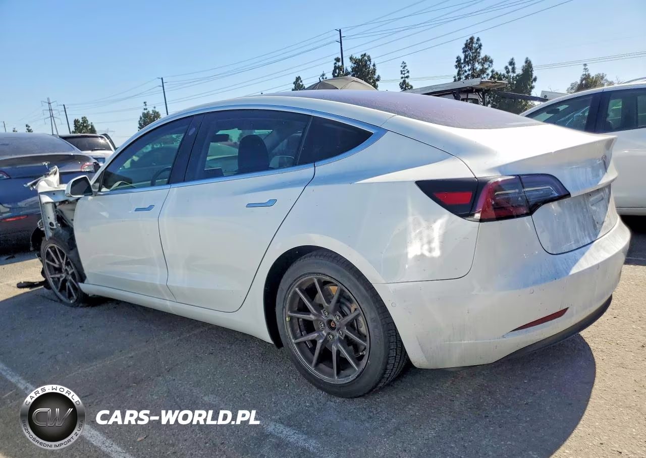 2018 Tesla Model 3 VIN:5YJ3E1EA3JF017416 - 2
