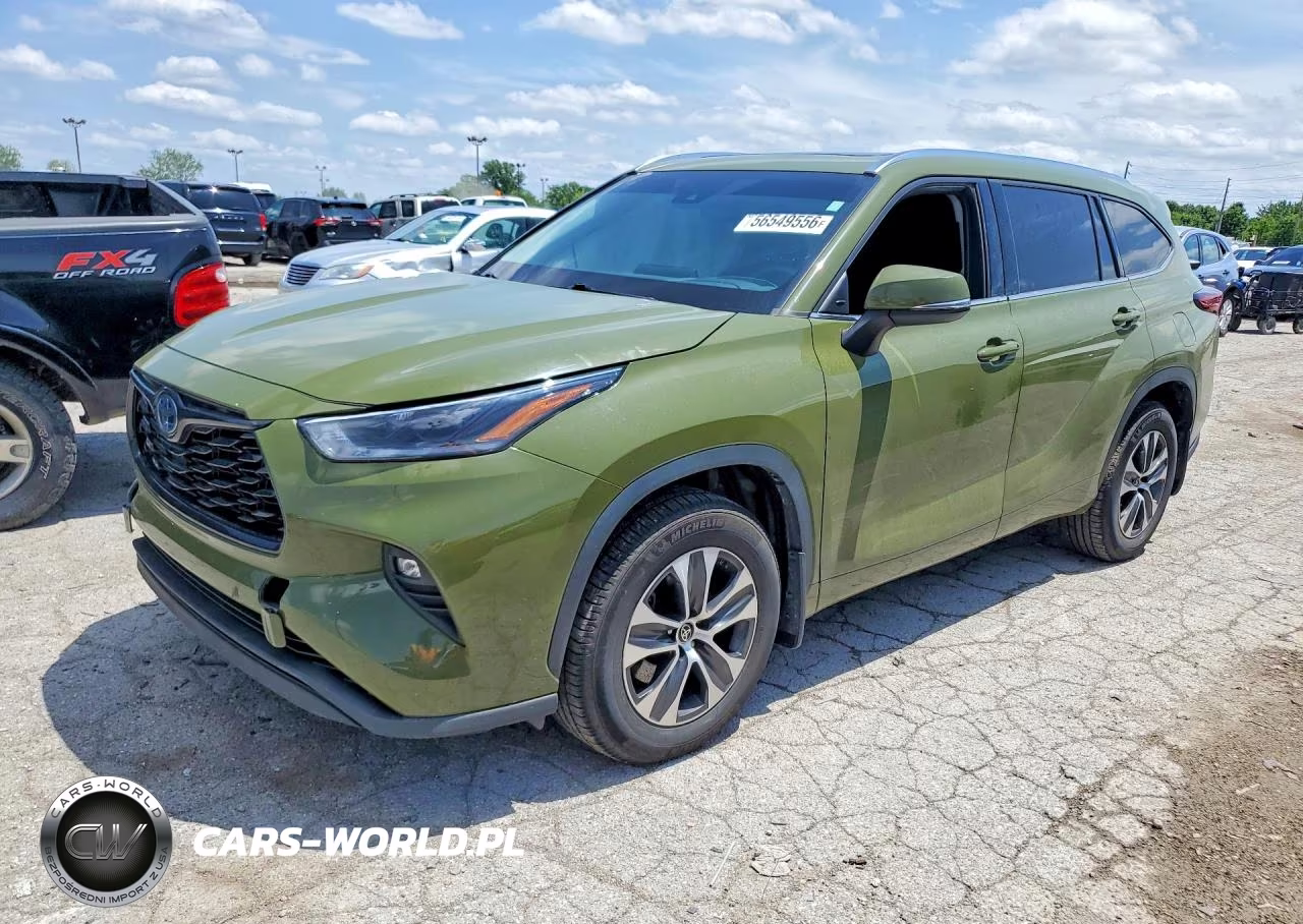 2021 Toyota Highlander Hybrid Xle
