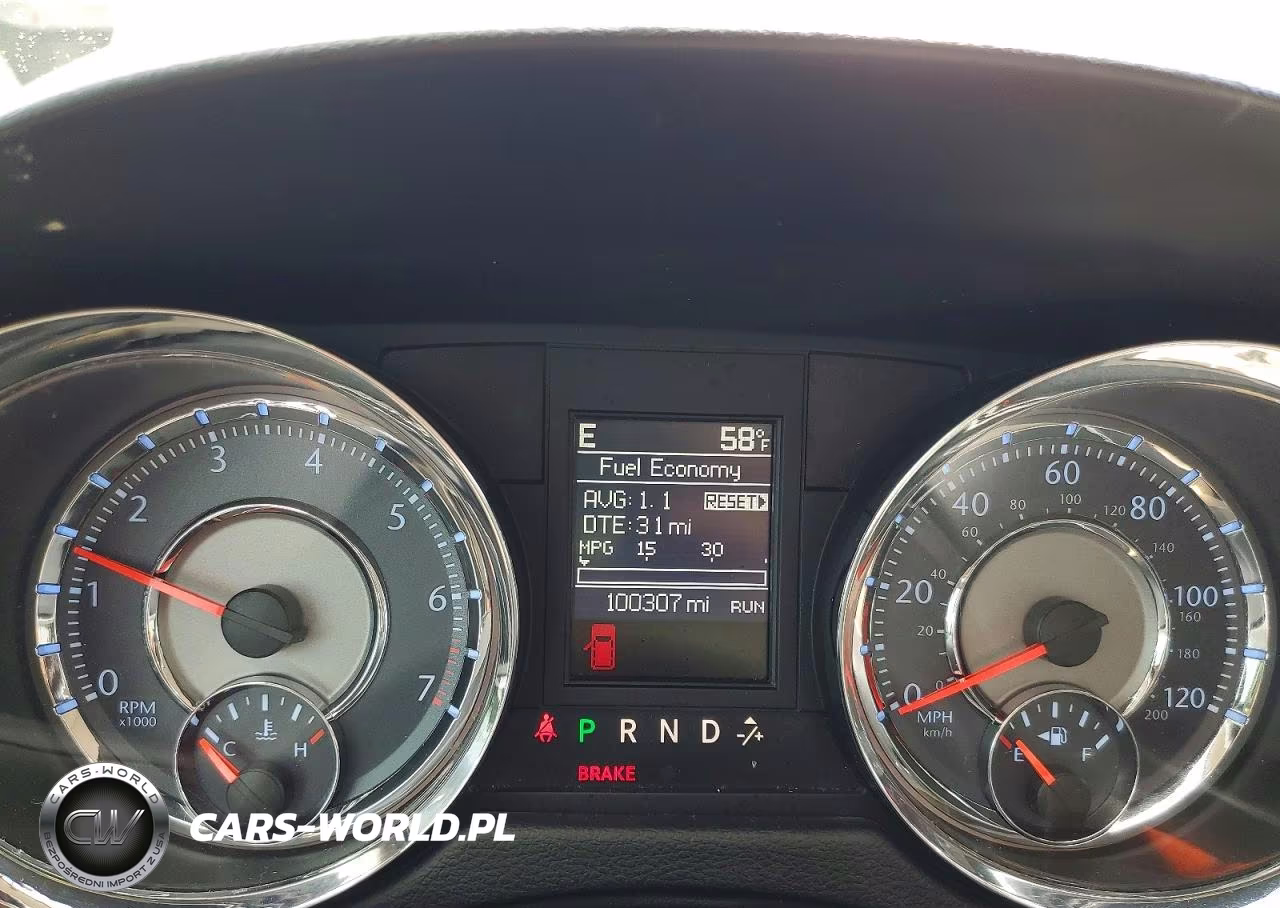 2013 Chrysler Town & Country Touring VIN:2C4RC1BG0DR632233 - 9