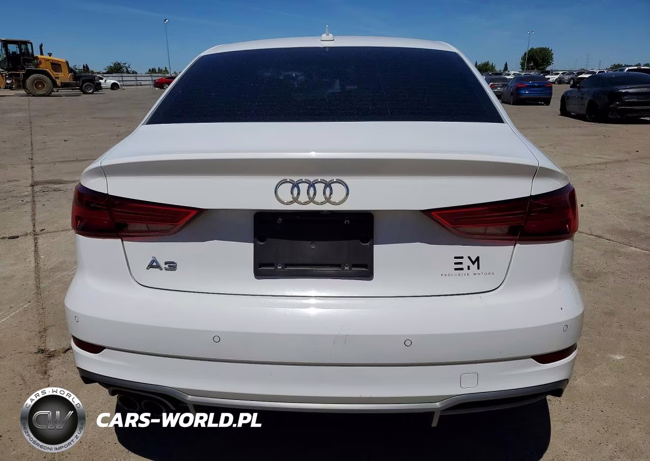 2017 Audi A3 Premium Plus VIN:WAUGUGFF9H1030933 - 6