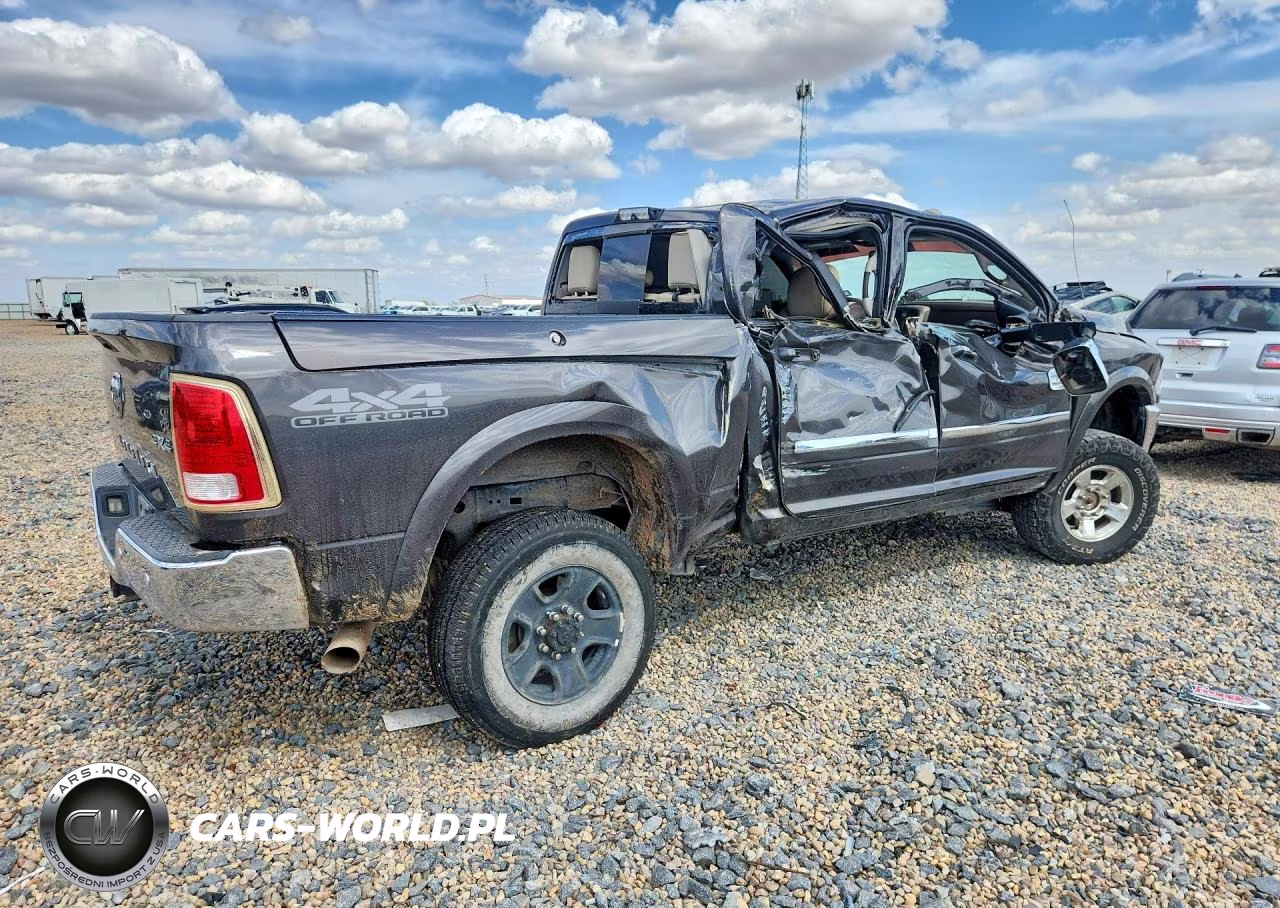 2018 Ram 2500 Longhorn VIN:3C6UR5GL0JG262786 - 3