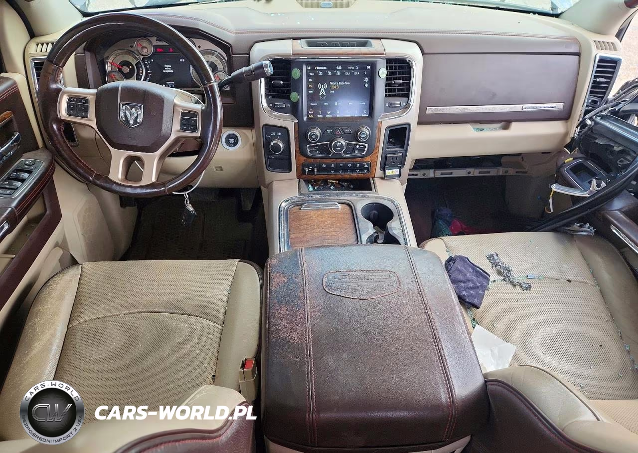 2018 Ram 2500 Longhorn VIN:3C6UR5GL0JG262786 - 8