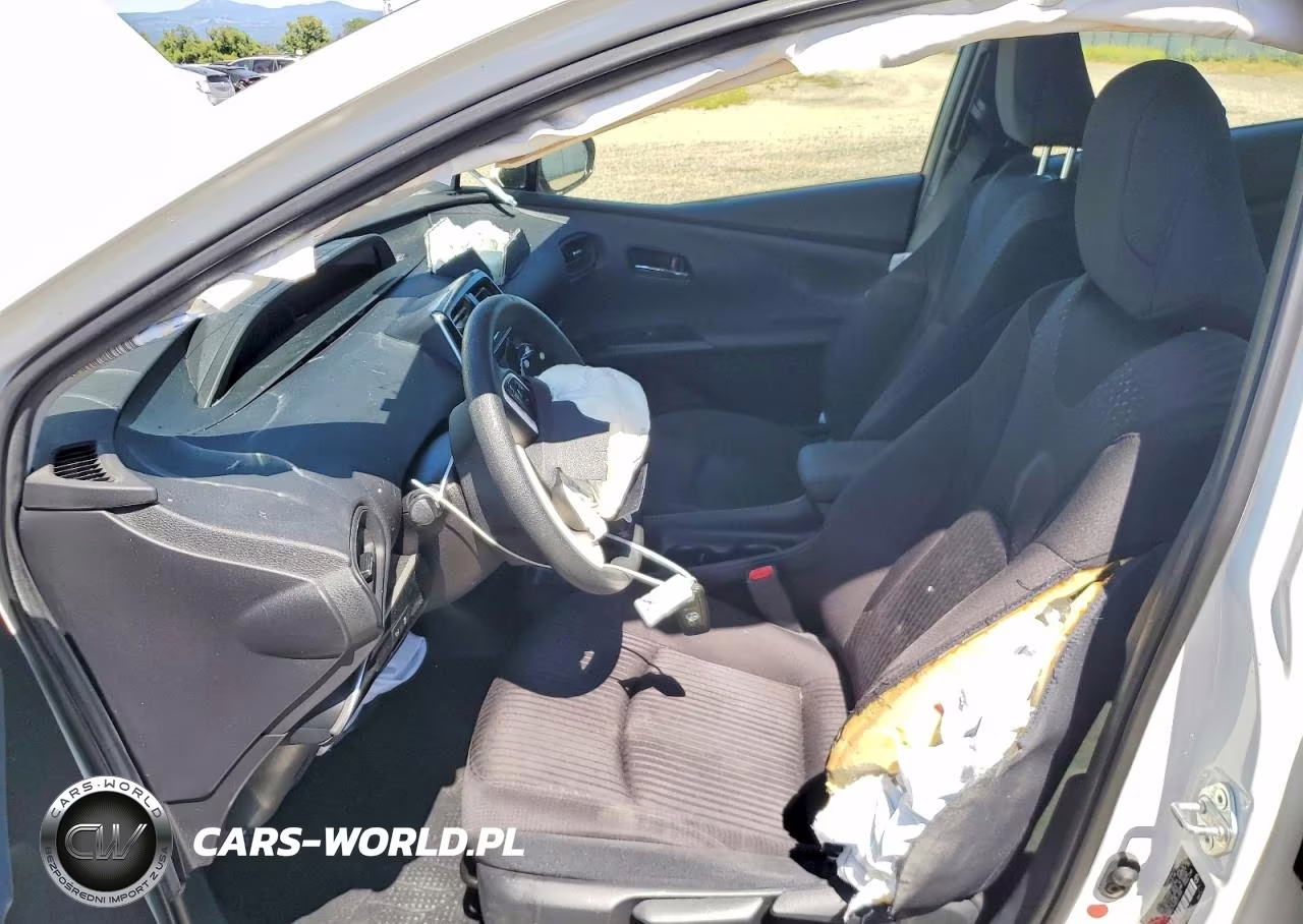 2017 Toyota Prius Two VIN:JTDKBRFU1H3057349 - 7