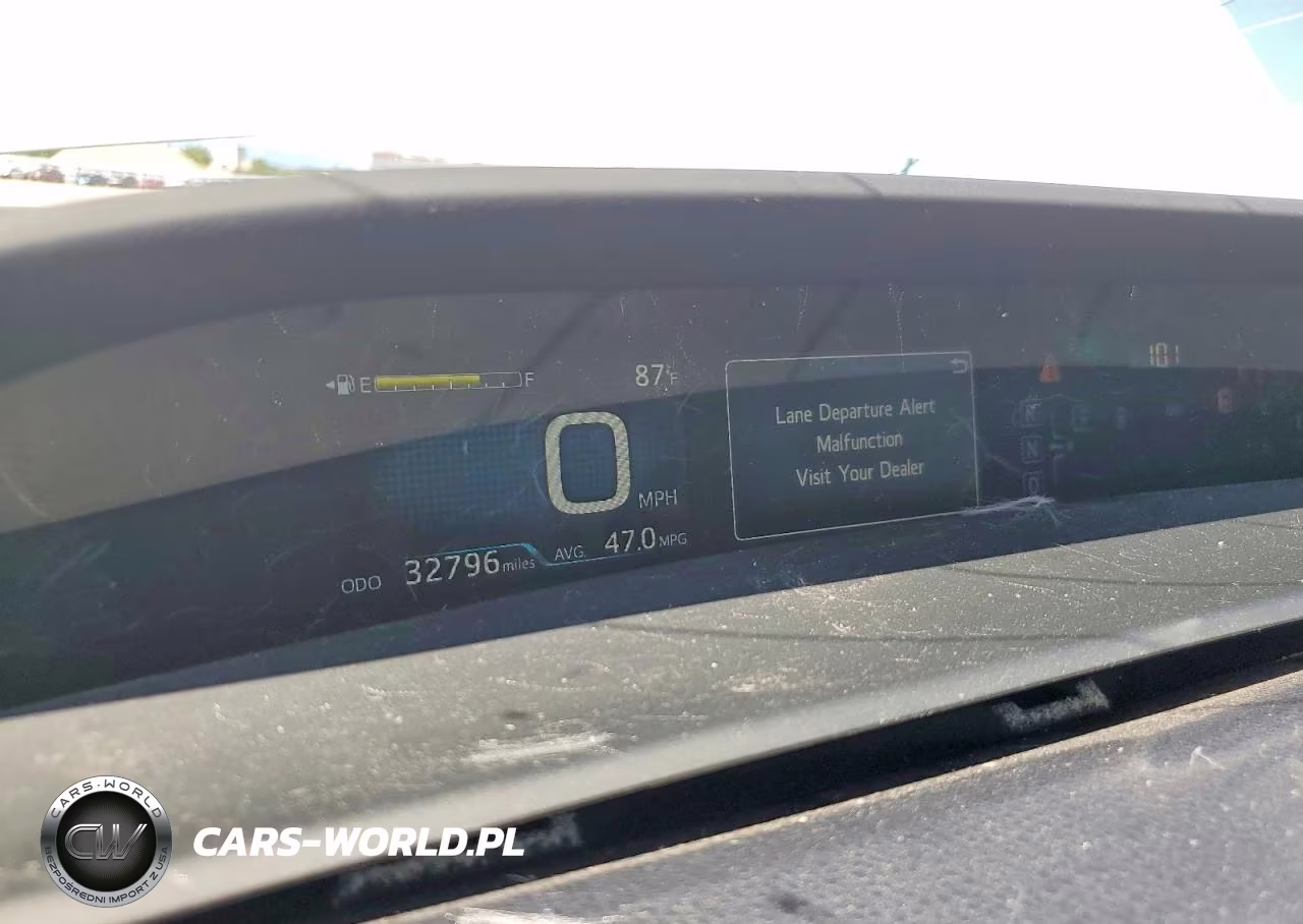 2017 Toyota Prius Two VIN:JTDKBRFU1H3057349 - 9