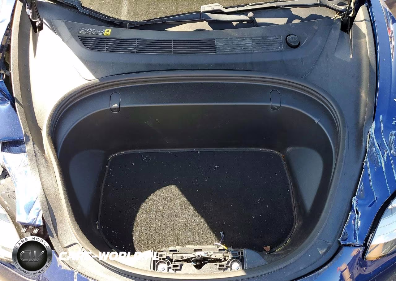 2018 Tesla Model 3 VIN:5YJ3E1EA6JF076413 - 11