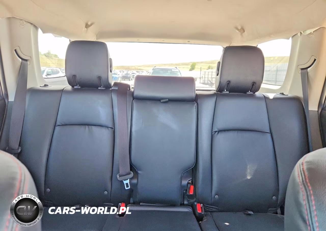 2024 Toyota 4Runner Trd Off-Road Premium VIN:JTERU5JR7R6224412 - 10
