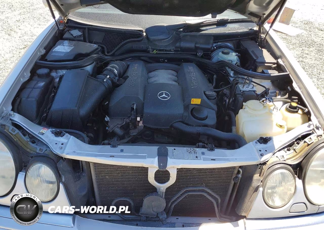 1999 Mercedes-Benz E 320 4Matic VIN:WDBJH82F9XX013987 - 11