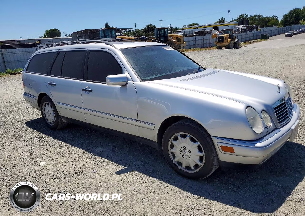 1999 Mercedes-Benz E 320 4Matic VIN:WDBJH82F9XX013987 - 4