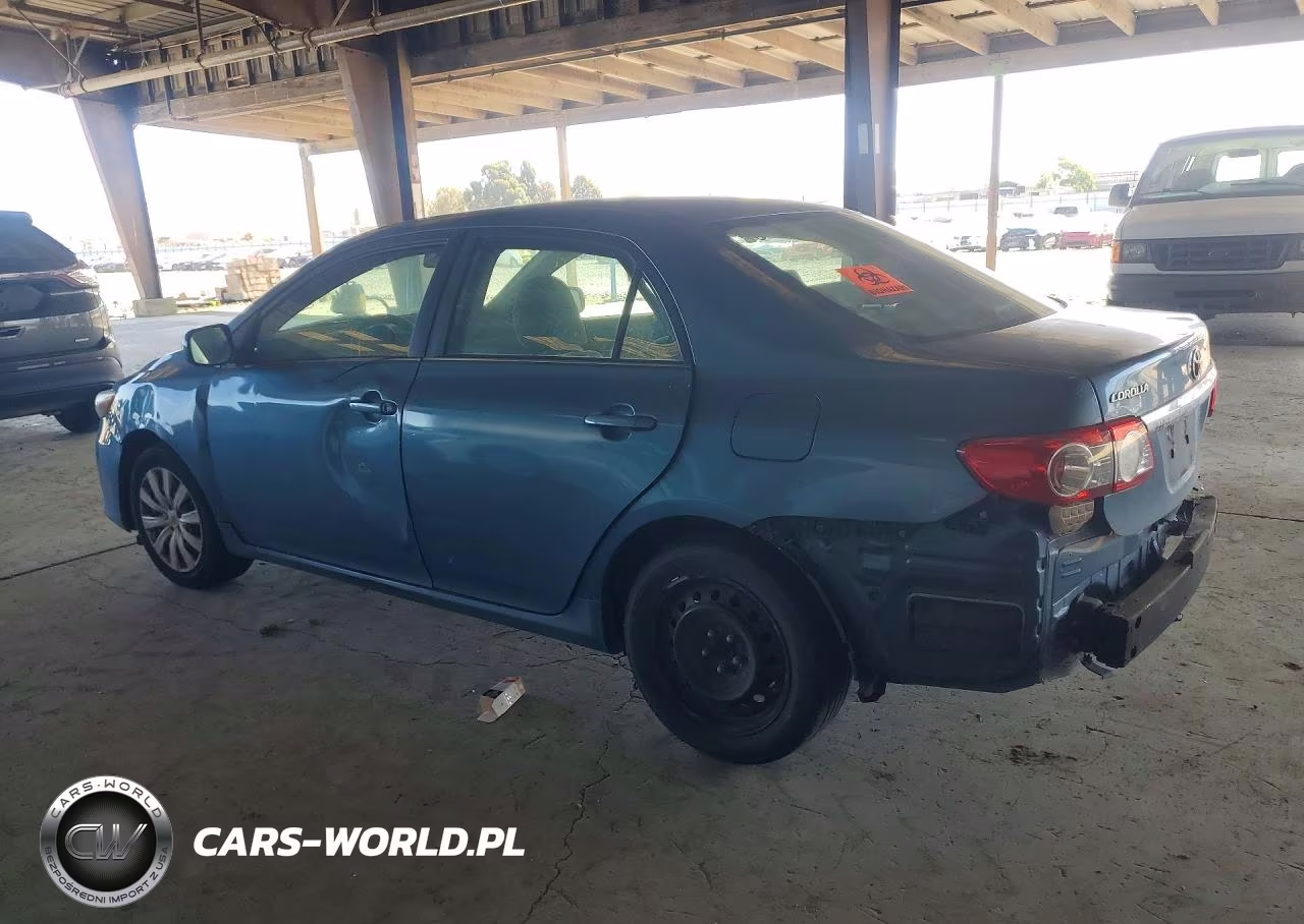 2013 Toyota Corolla Le VIN:5YFBU4EEXDP143851 - 2