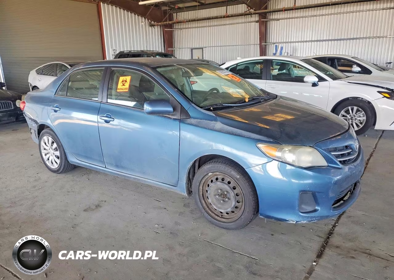 2013 Toyota Corolla Le VIN:5YFBU4EEXDP143851 - 4