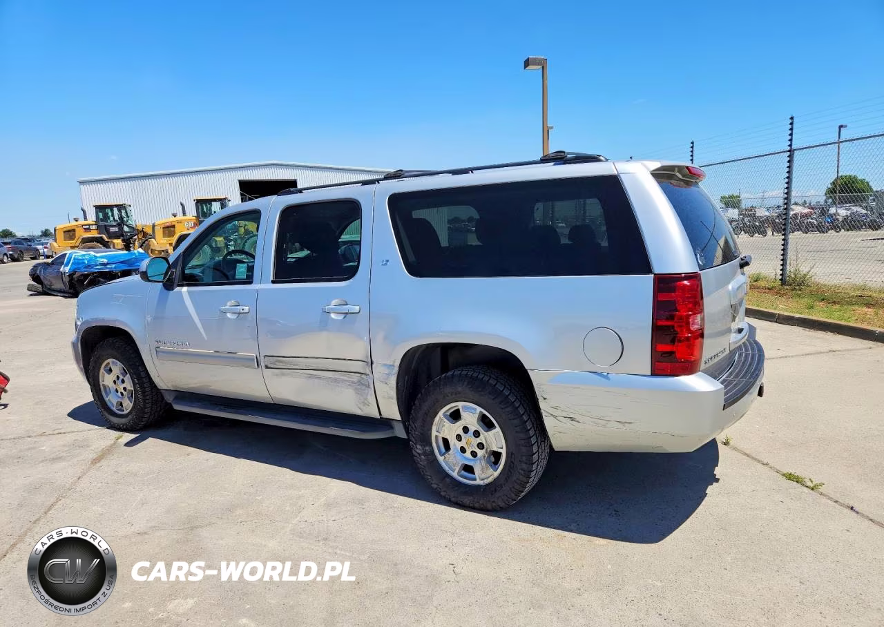 2014 Chevrolet Suburban C1500 Lt VIN:1GNSCJE0XER239421 - 2