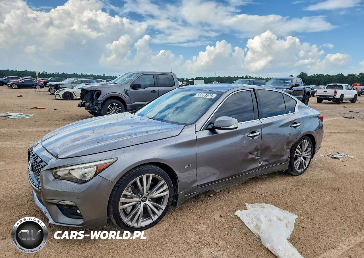 2018 Infiniti Q50 Luxe – zdjęcie 1 z 12